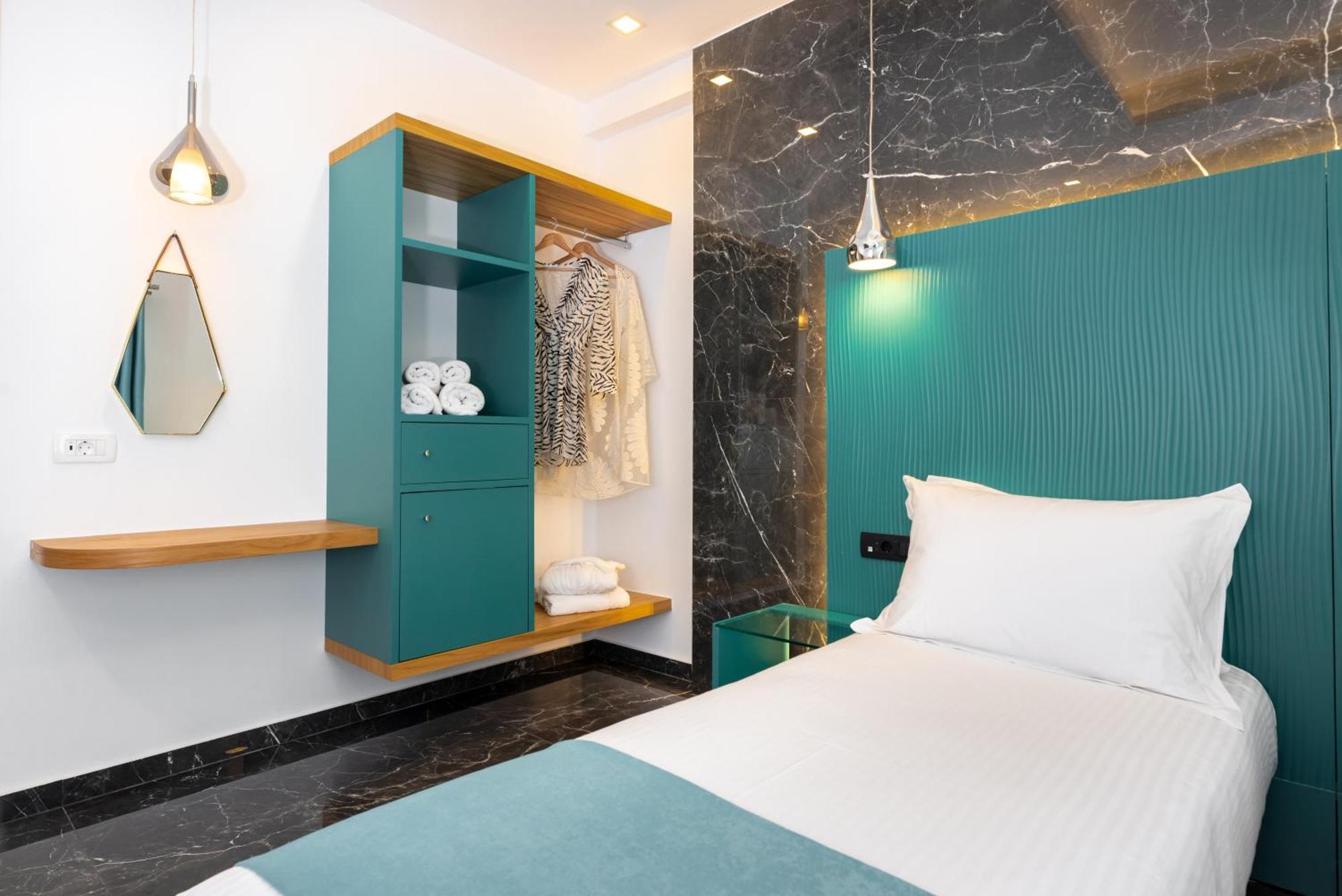 Deluxe Hotel Santorini Тира Номер фото